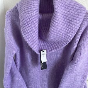 Banana Republic lilac cow turtle neck sweater new with tags.